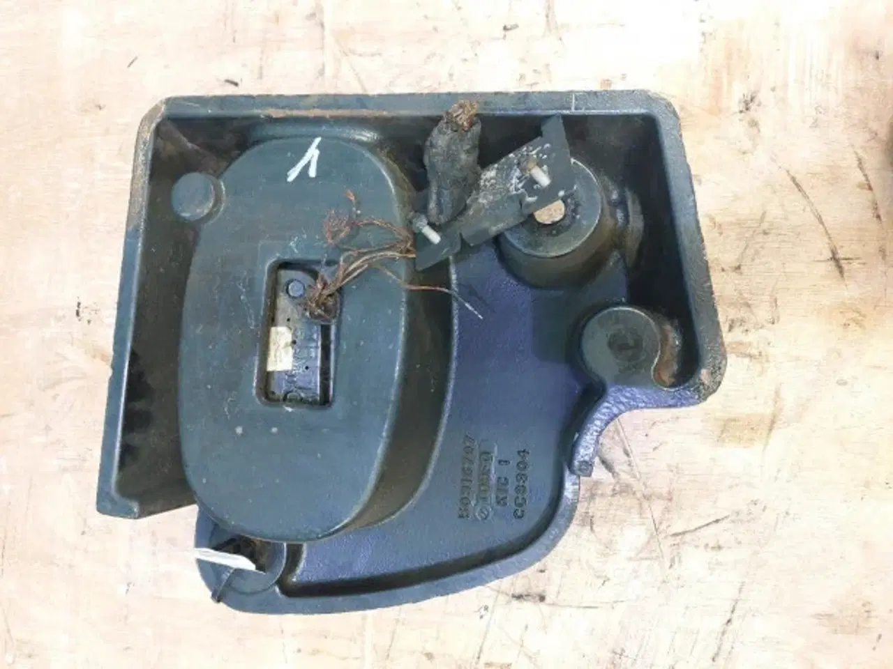 Billede 4 - Gehl AL750 Støbt Kofanger LH 50315797