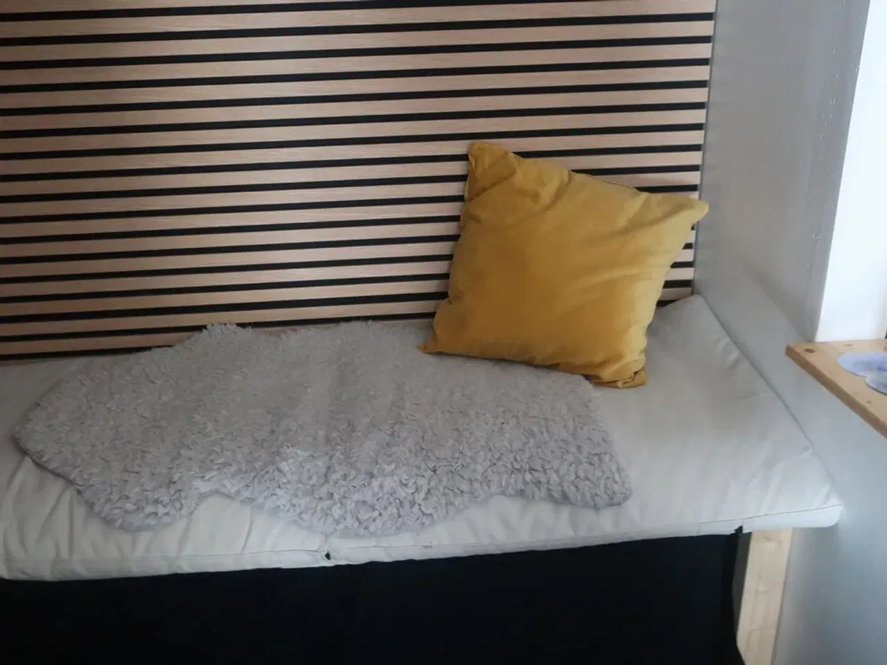 Billede 4 - Diverse te / bord / puder m.m.