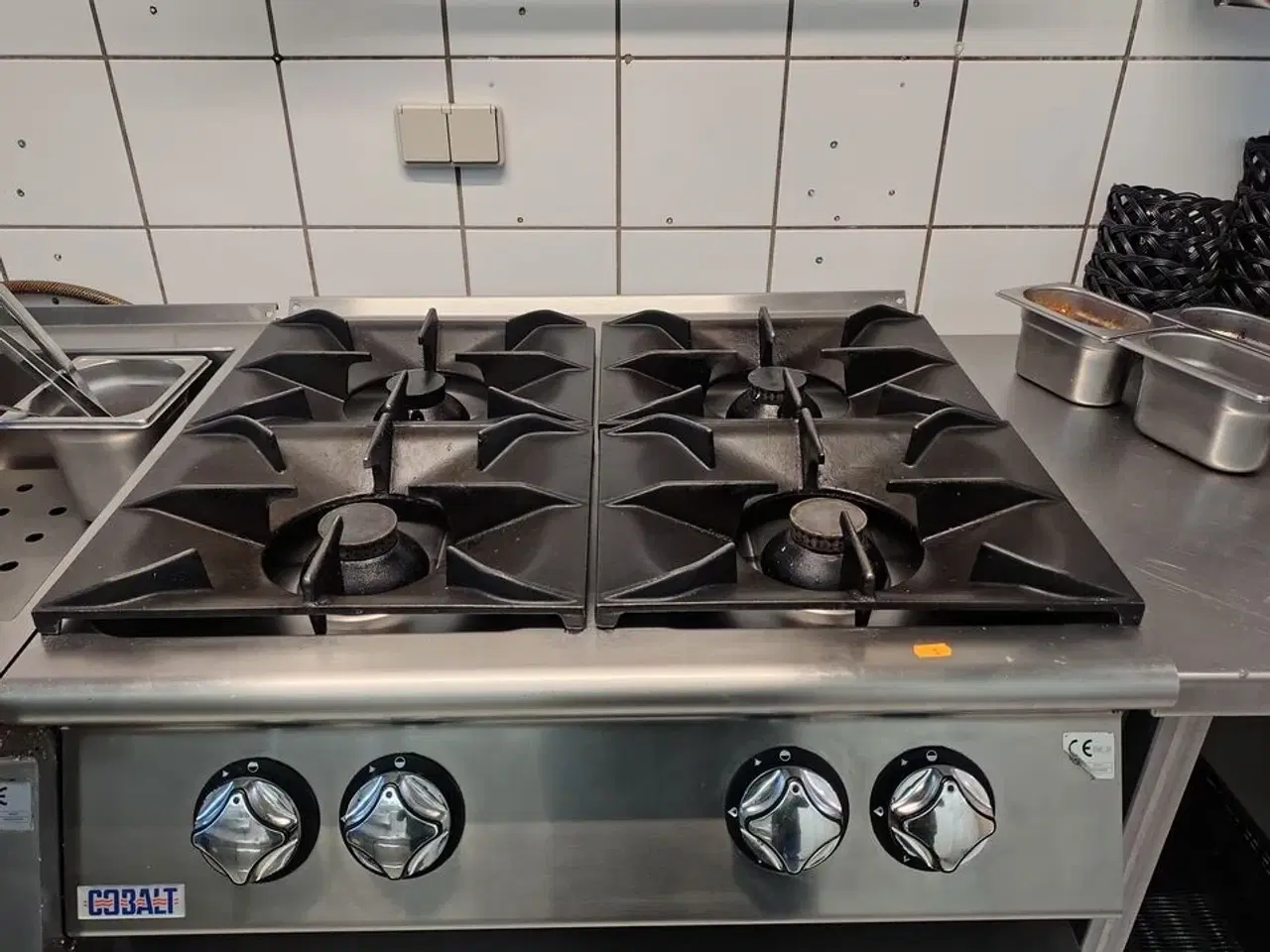 Billede 5 - Gaskomfur med fire blus  COBALT