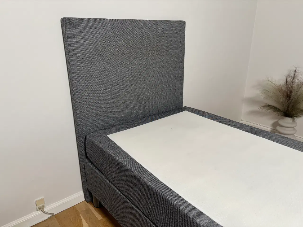 Billede 4 - Kontinentalseng 90x200cm LEIRKUP Inkl. gavl