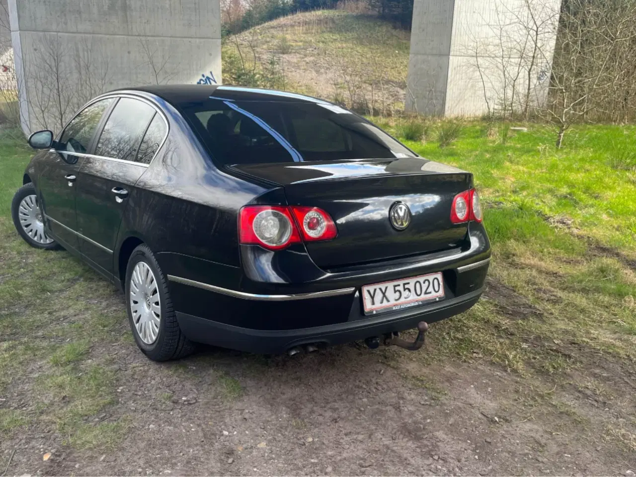 Billede 2 - Vw passat sort 