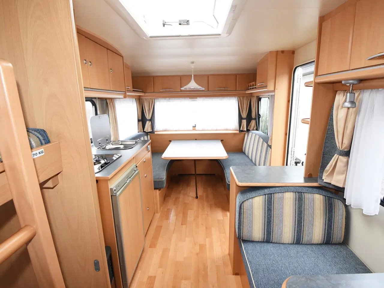 Billede 4 - frisk nysynet køjevogn