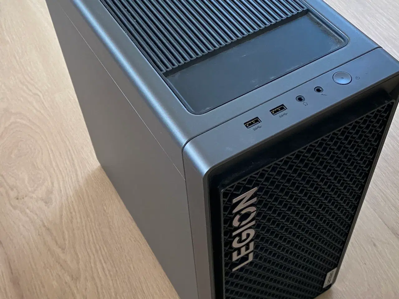 Billede 2 - Lenovo Legion T5 i5-13F/16/1000/4070 stationær gam