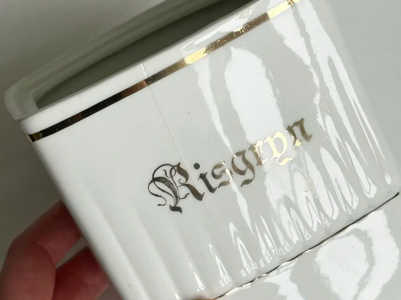 Billede 5 - Svensk fajance, køkkenkrukke: risgryn