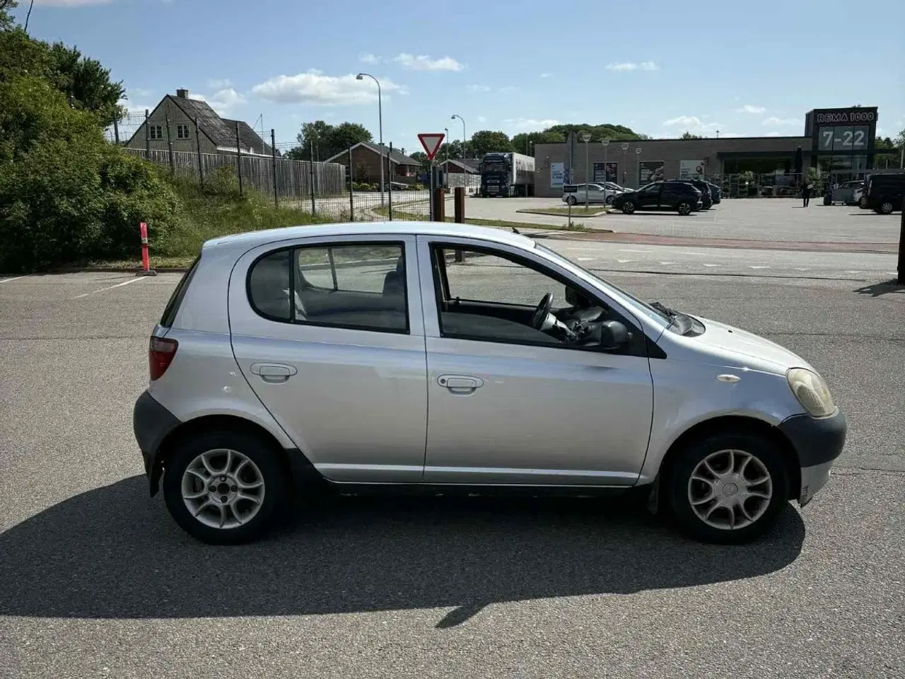 Billede 3 - Toyota Yaris 1,0 Luna