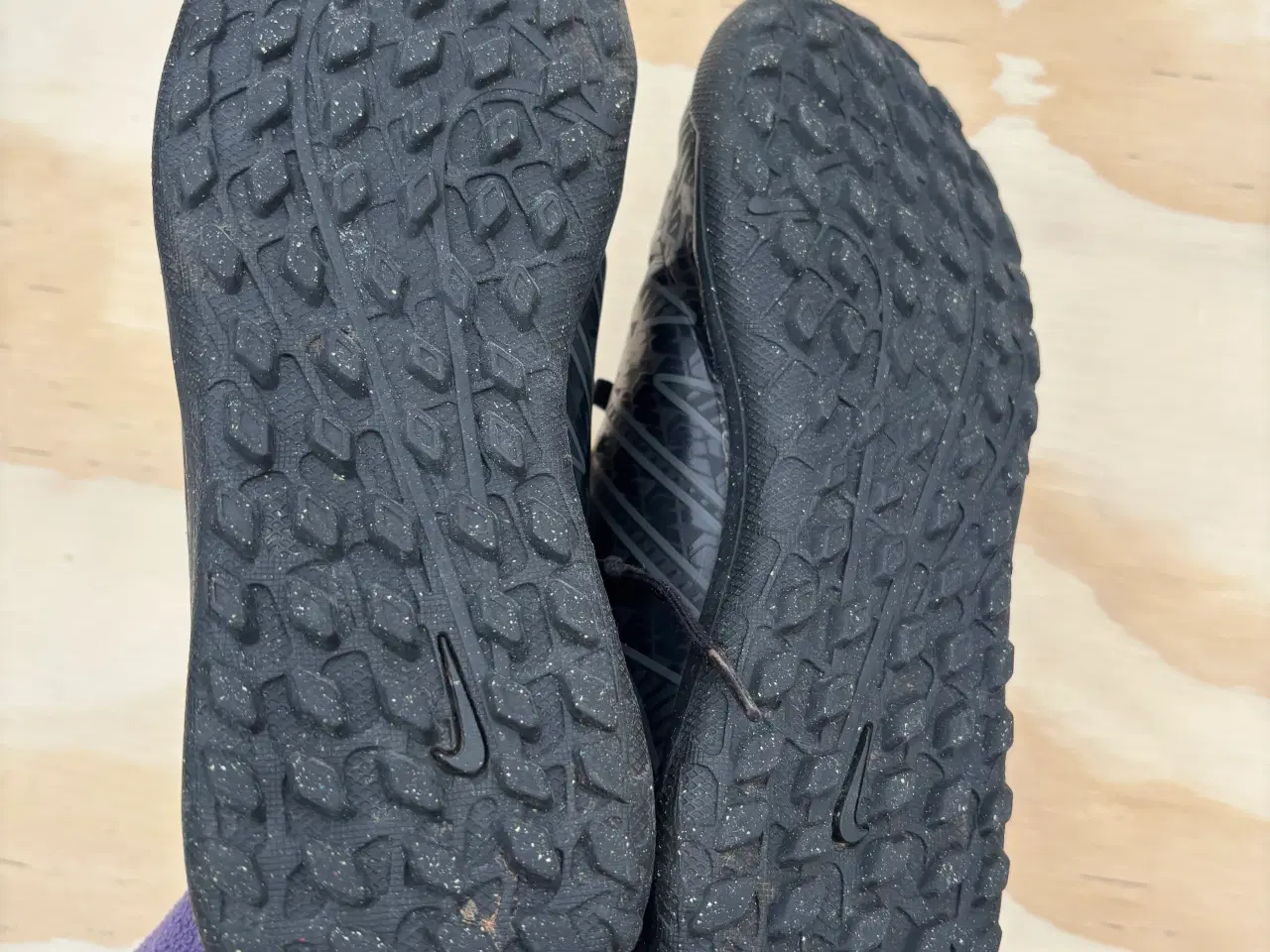 Billede 3 - Str.35,5 fodboldsko NIKE