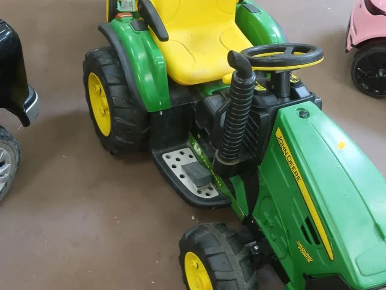 Billede 2 - Traktor til børn JOHN DEERE