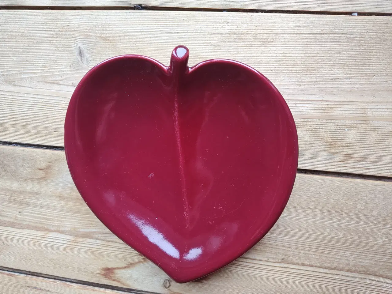 Billede 1 - Aluminia Blad Fad i rød bladfad