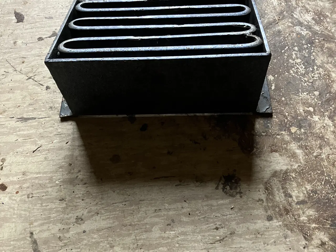 Billede 2 - Opkørselsrist skrå. Fra vej til fortov