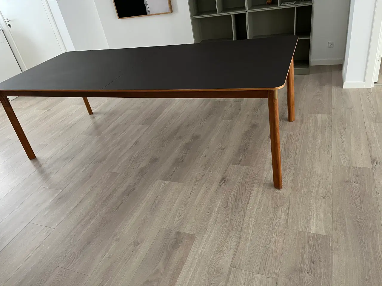 Billede 5 - Spisebord med udtræk - 240/340 cm - &Tradition FW2