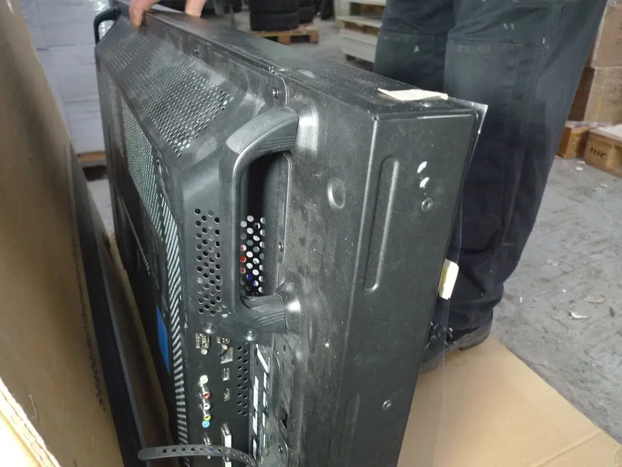 Billede 3 - Prof. Monitor, 46" Samsung  SL46B, HDMI, RGB, DVI m.m.