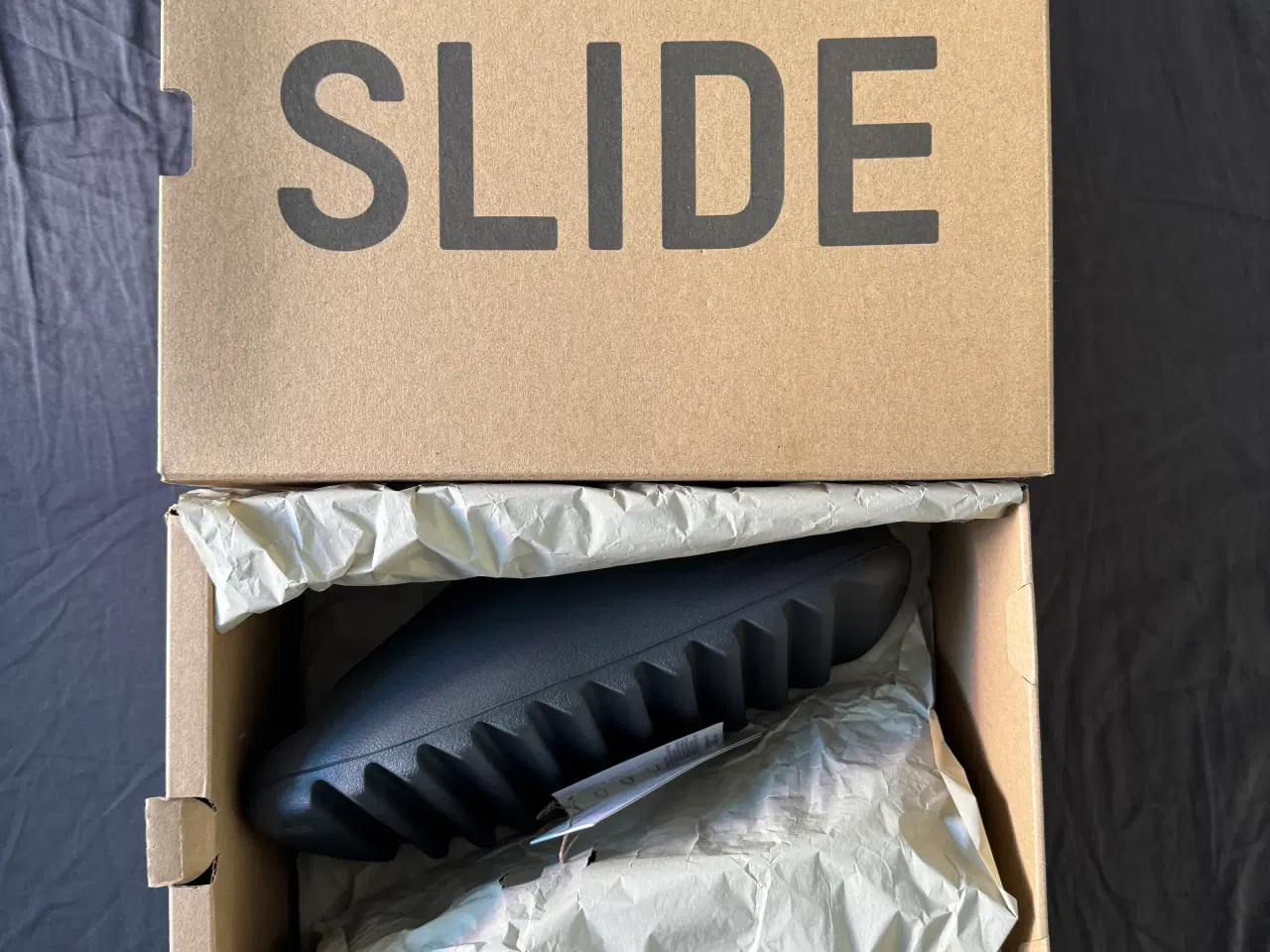 Billede 4 - Yeezy slides Granit Str. 43
