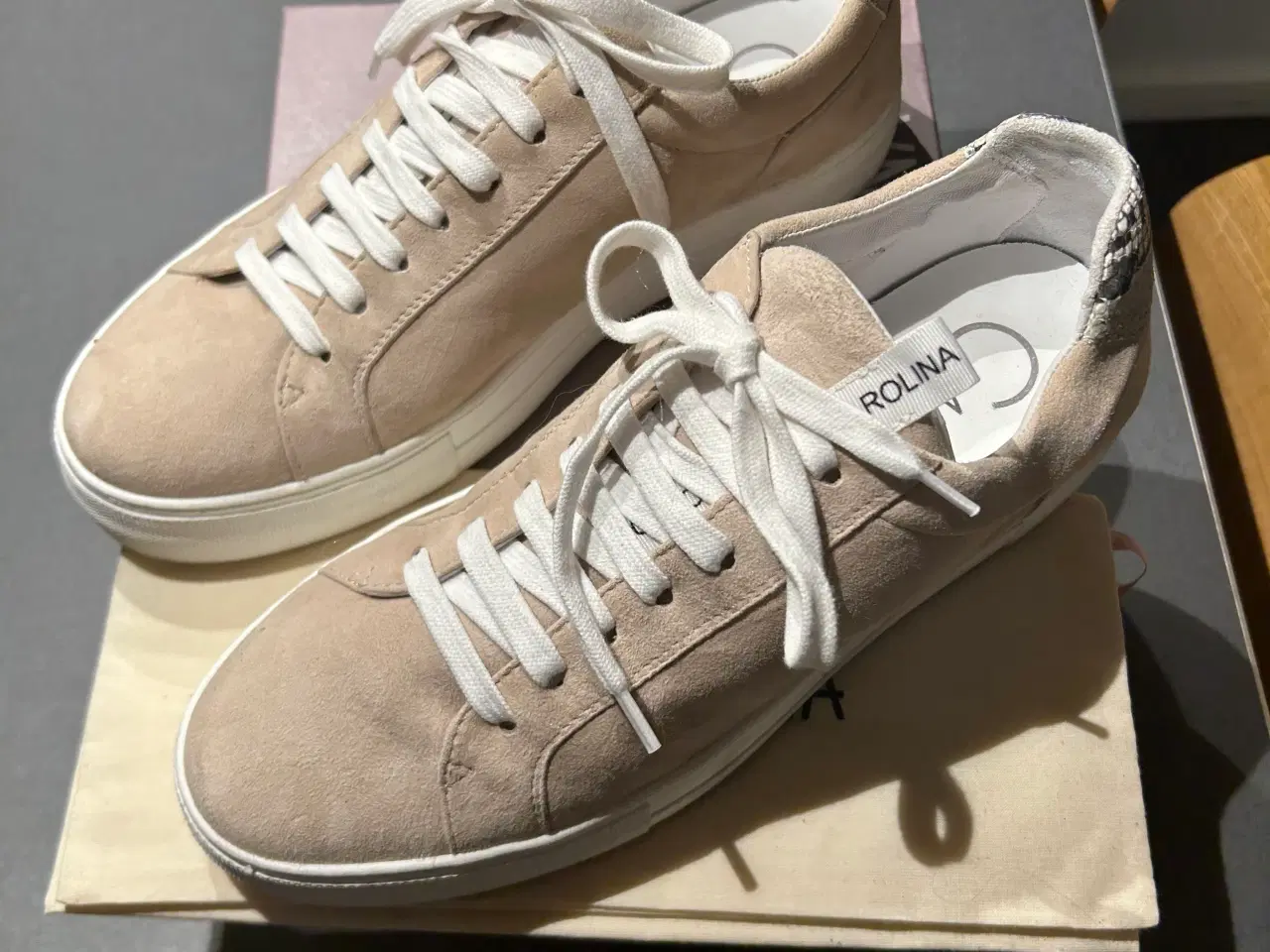 Billede 4 - Fede Donna Carolina sneakers i str. 40