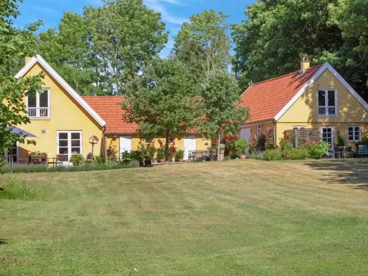 Billede 1 - Ferielejlighed på idyllisk landejendom i skovkanten - ved Sorø på Midtsjælland