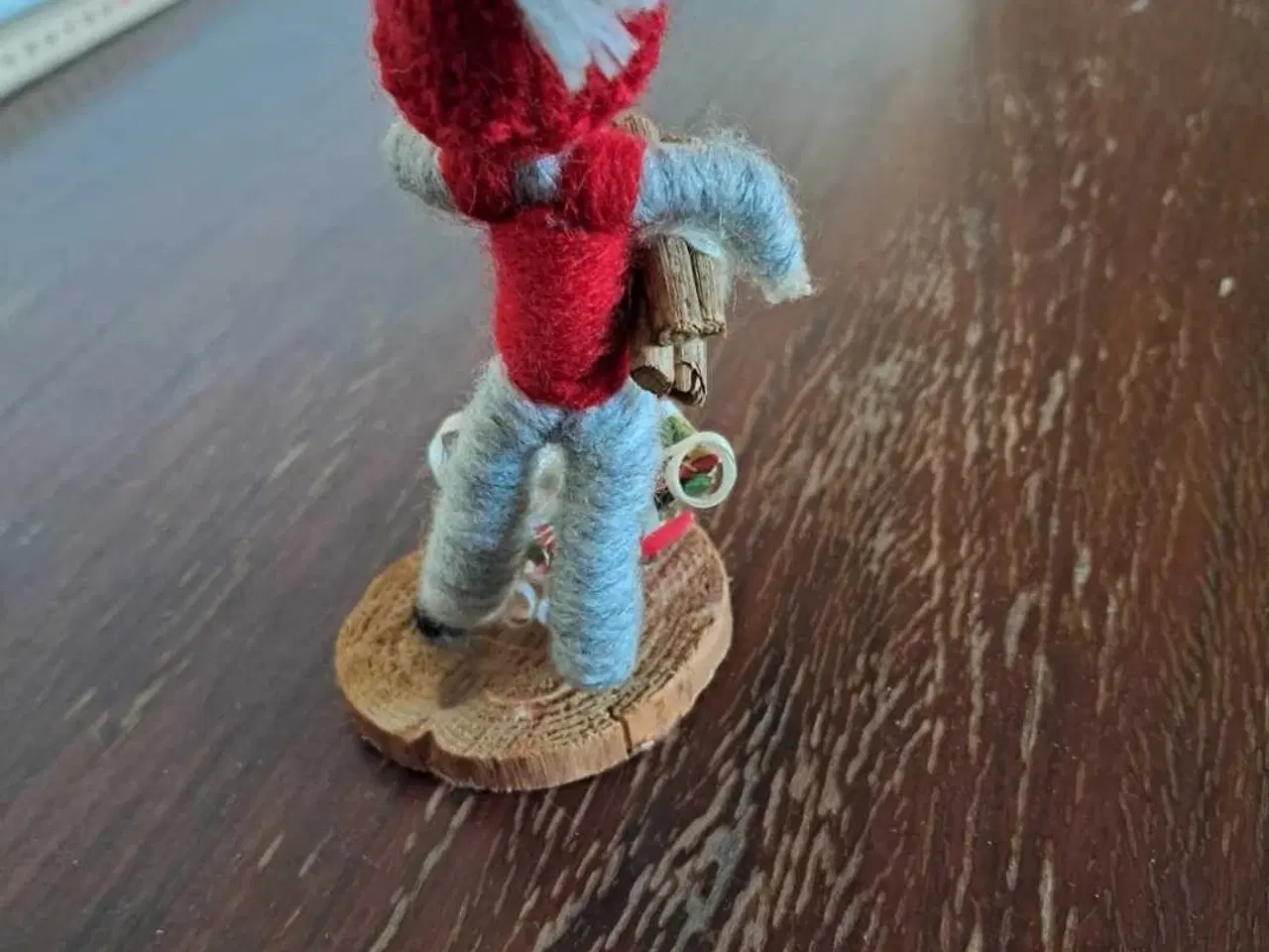 Billede 3 - Nisse med gaver
