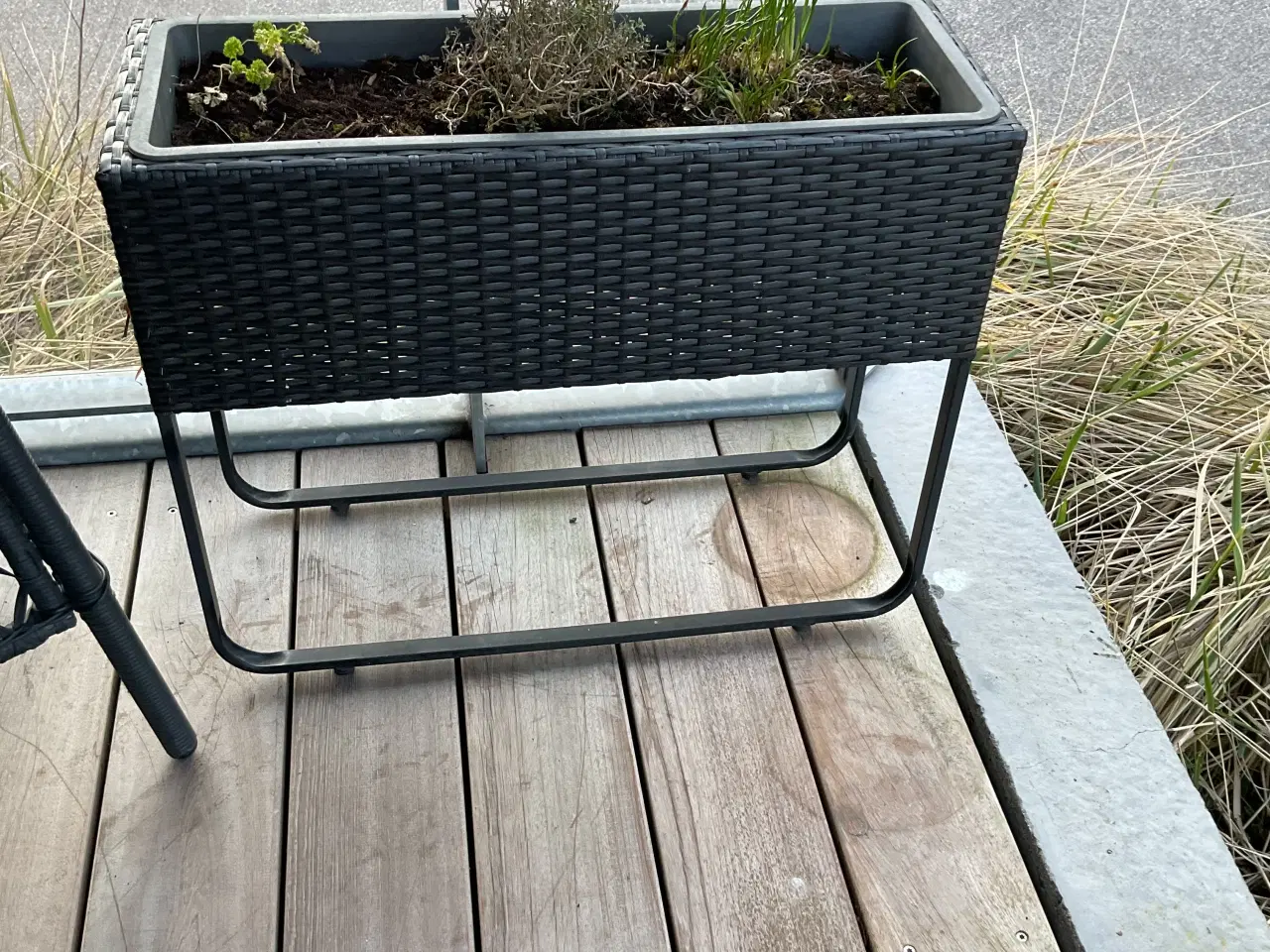 Billede 3 - DACORE Plantekasse på ben,polyrattan flet 60x20x50
