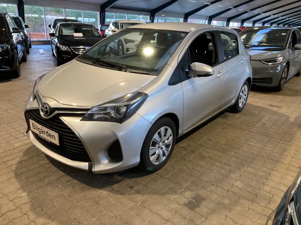 Billede 1 - Toyota Yaris 1,0 VVT-i T2