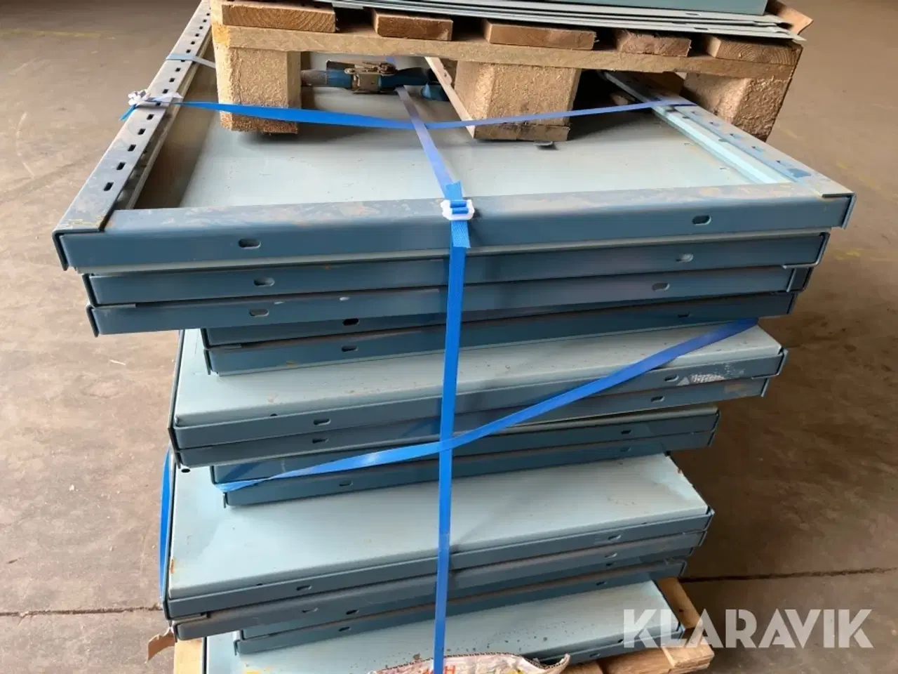 Billede 6 - Hylder til reol 17 styk