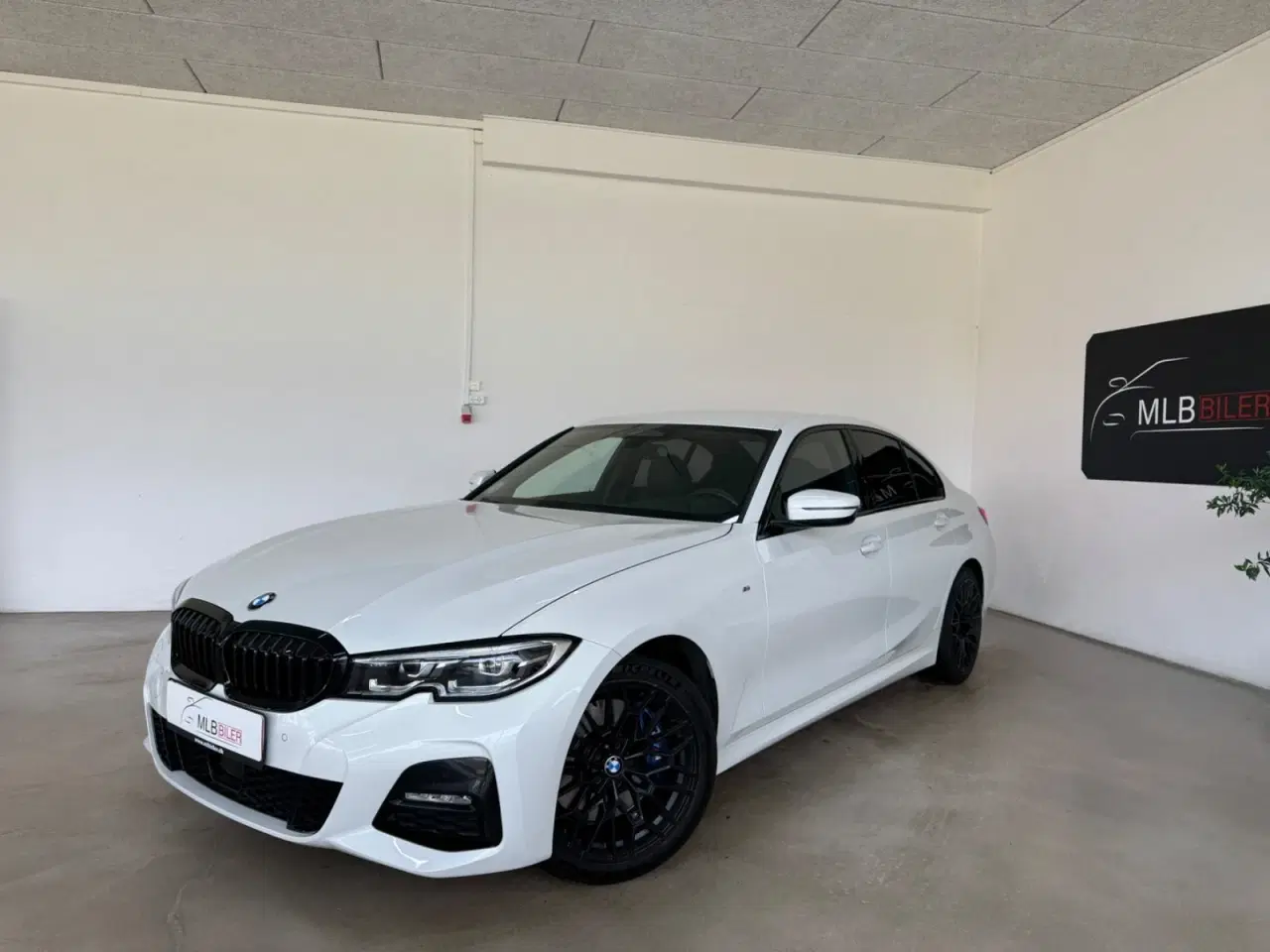 Billede 1 - BMW 330i 2,0 M-Sport aut.