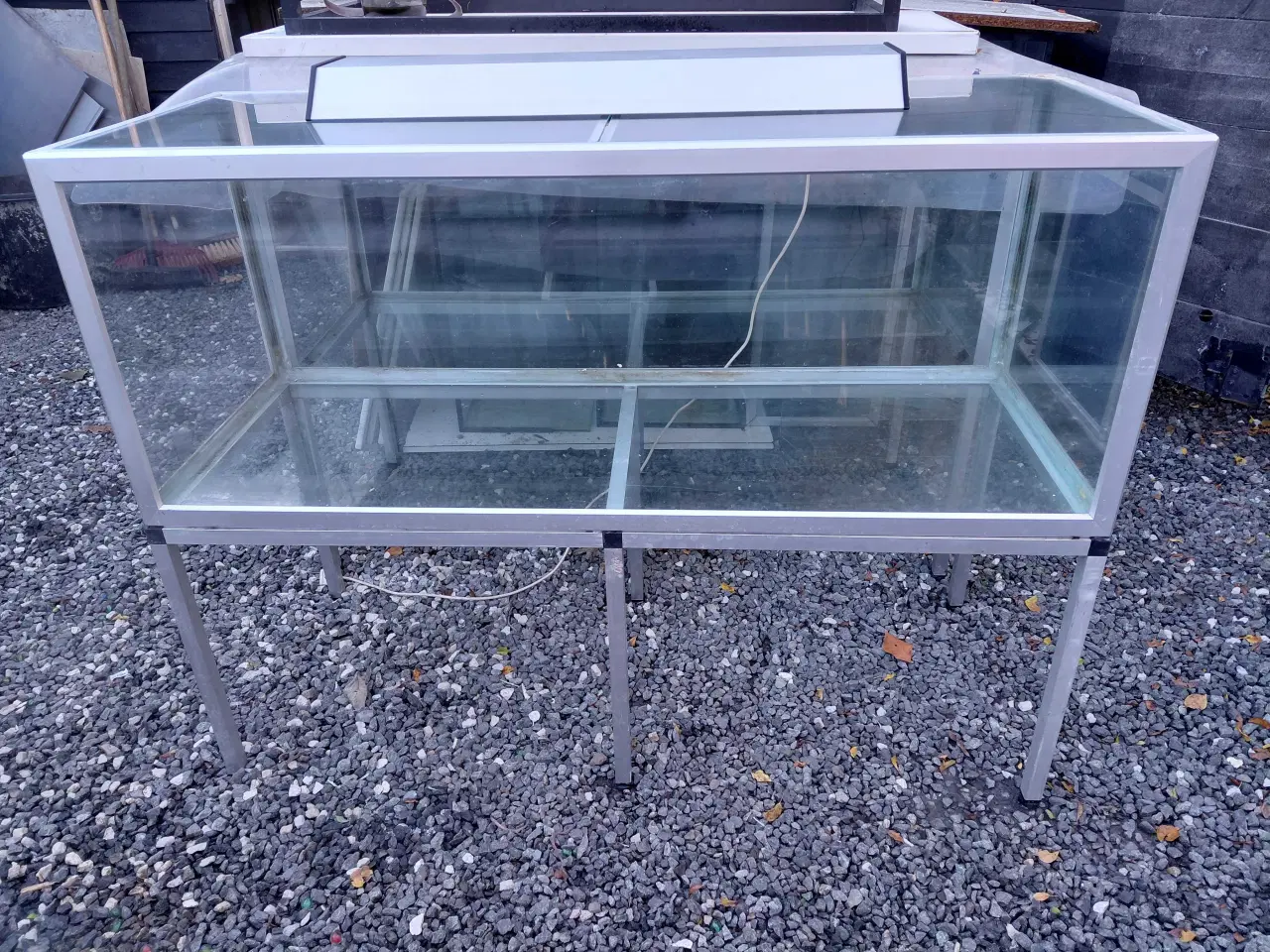 Billede 4 - Akvarier 325L 