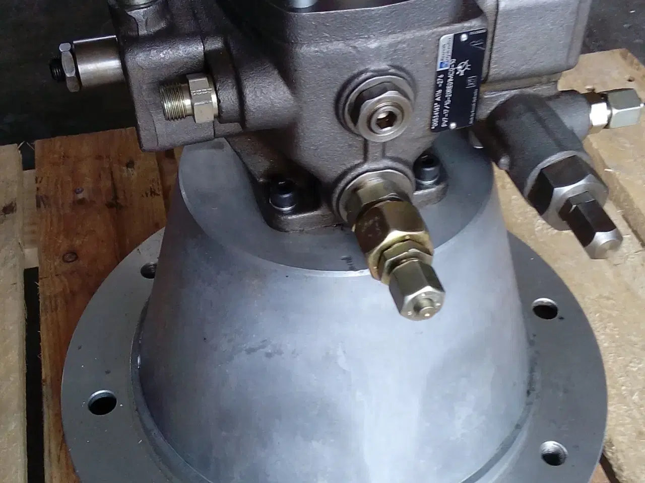 Billede 1 - Hydraulik vingepumpe med koblingshus