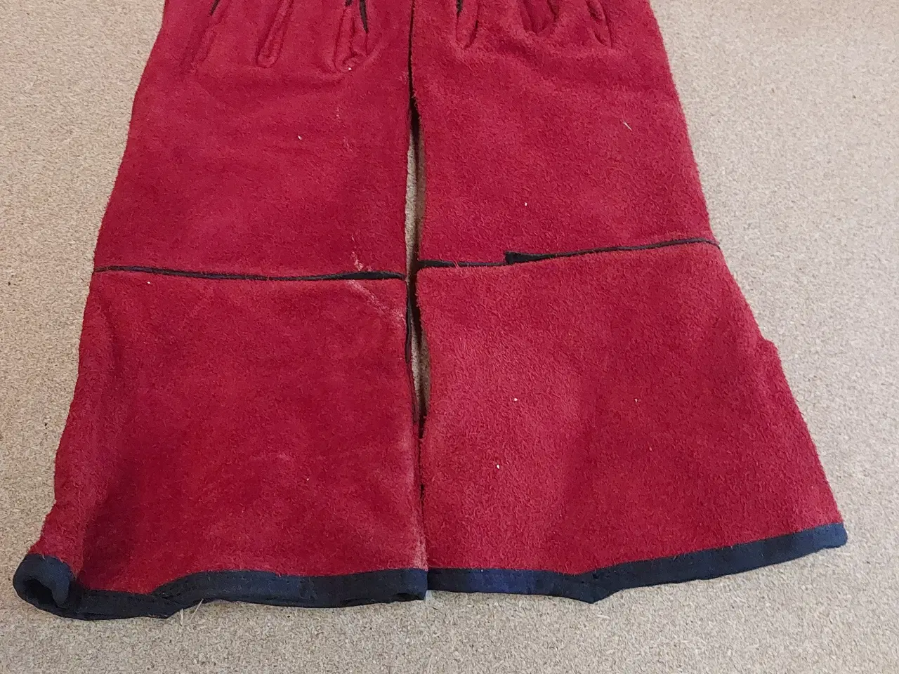 Billede 5 - Svejsehandsker sælges Køb 2 par får 100 kr.