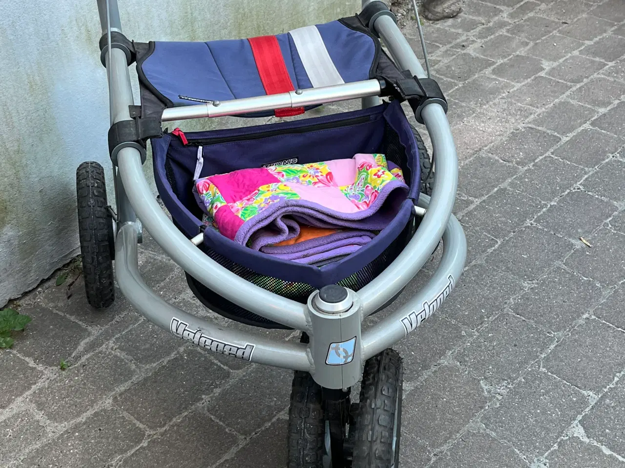 Billede 4 - Rollator. Perfekt til ujævnt underlag 