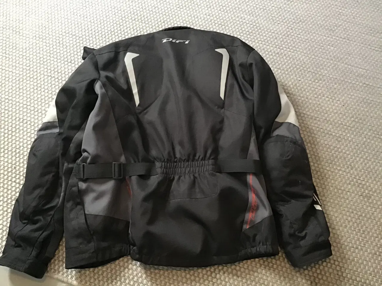 Billede 3 - Difi mc jakke str: XXL til salg