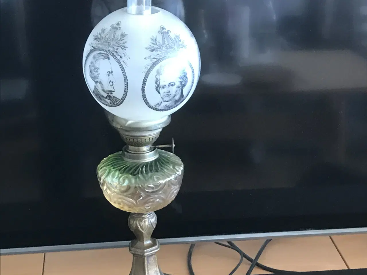 Billede 1 - Unik olielampe