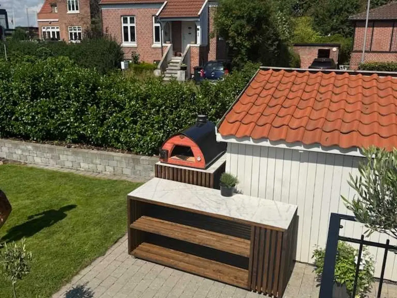 Billede 2 - 38x35 træ. Grill bord med gas skjuler. Mange mulig