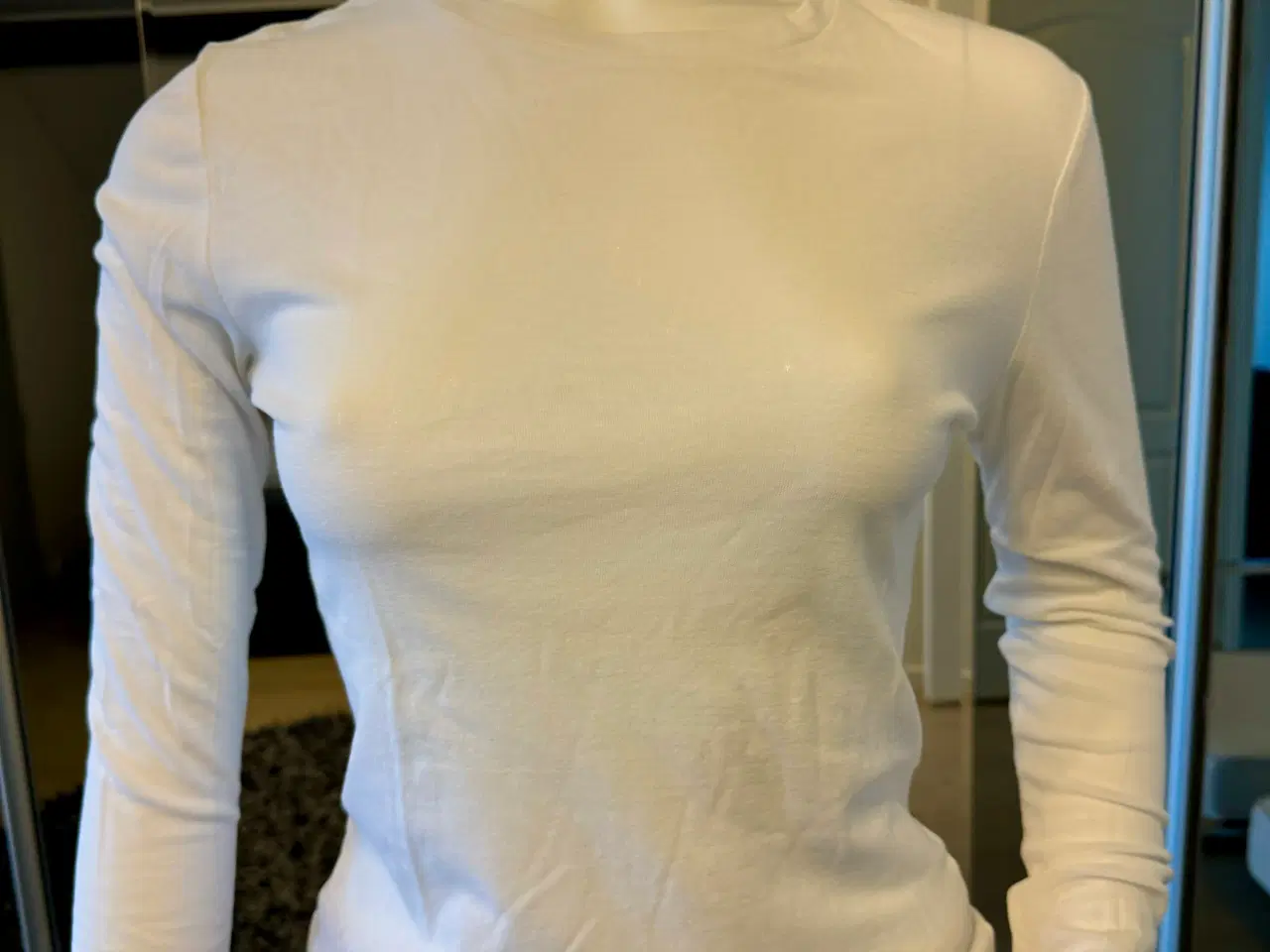 Billede 3 - Hvid bomuld trøje fra Envi str S/M