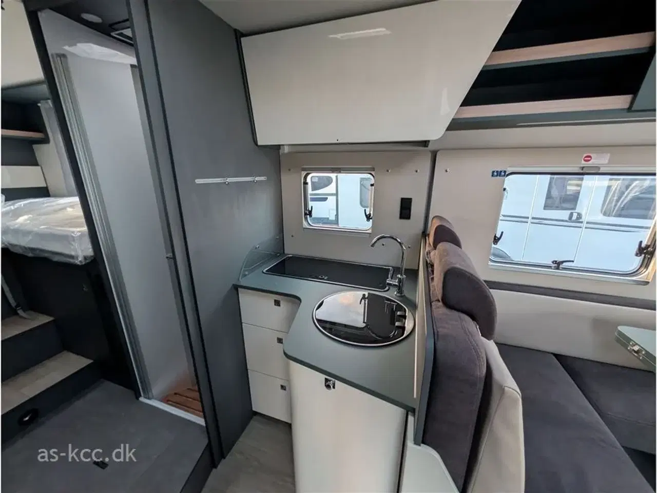 Billede 13 - 2026 - Laika Kosmo H 1409