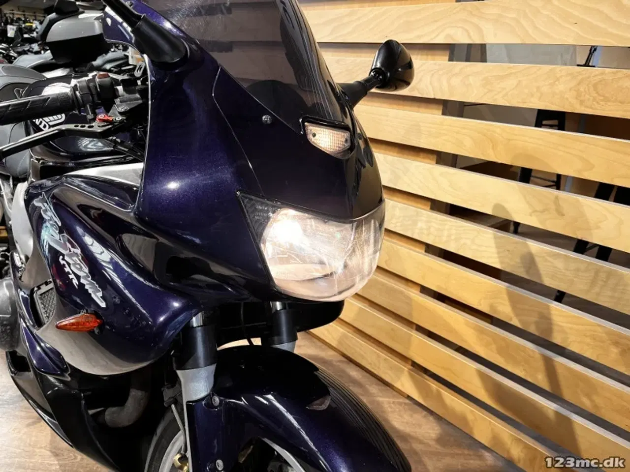 Billede 7 - Honda VTR 1000 F Firestorm