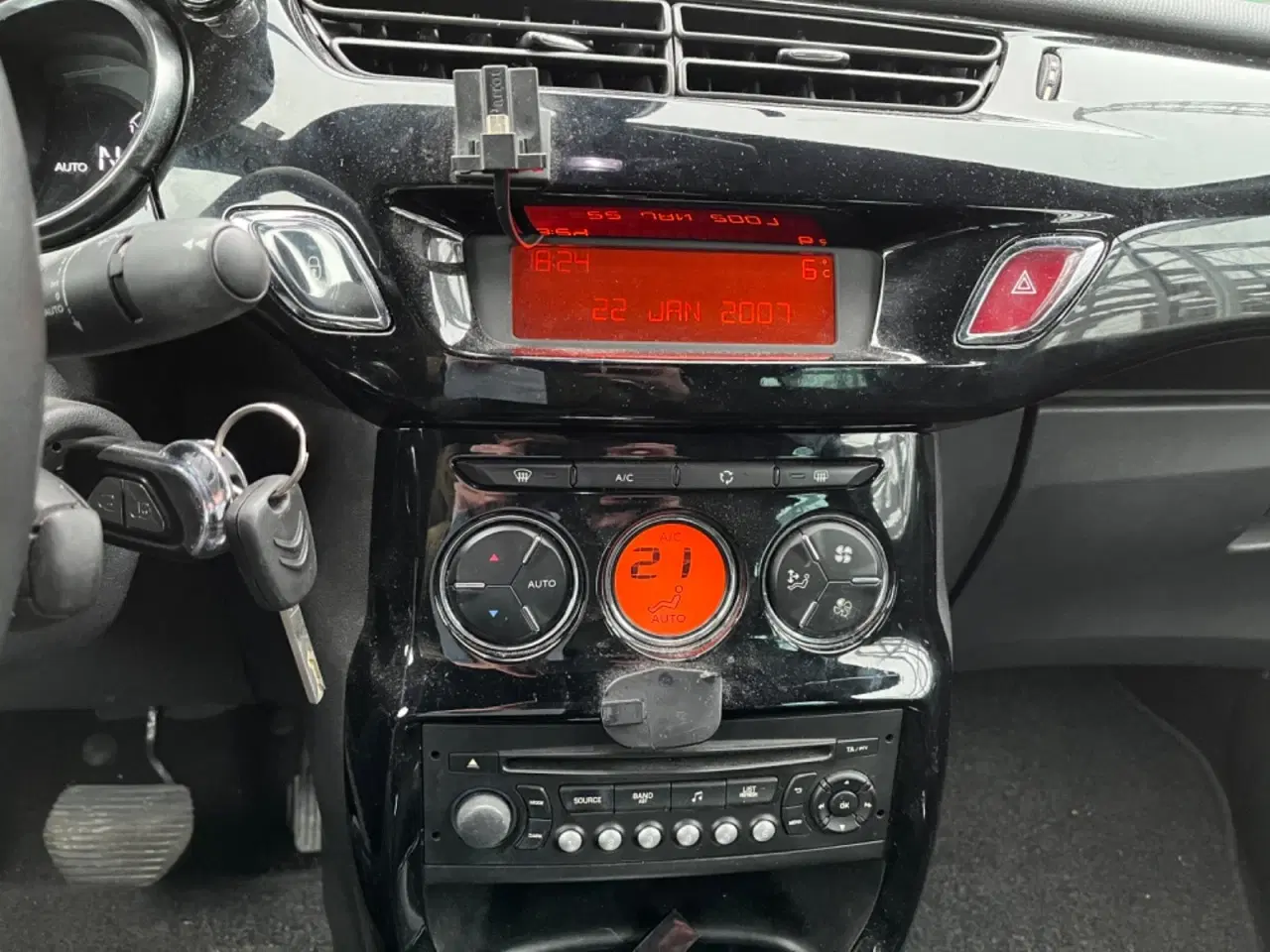 Billede 15 - Citroën DS3 1,6 e-HDi 90 Style Cabrio ETG6