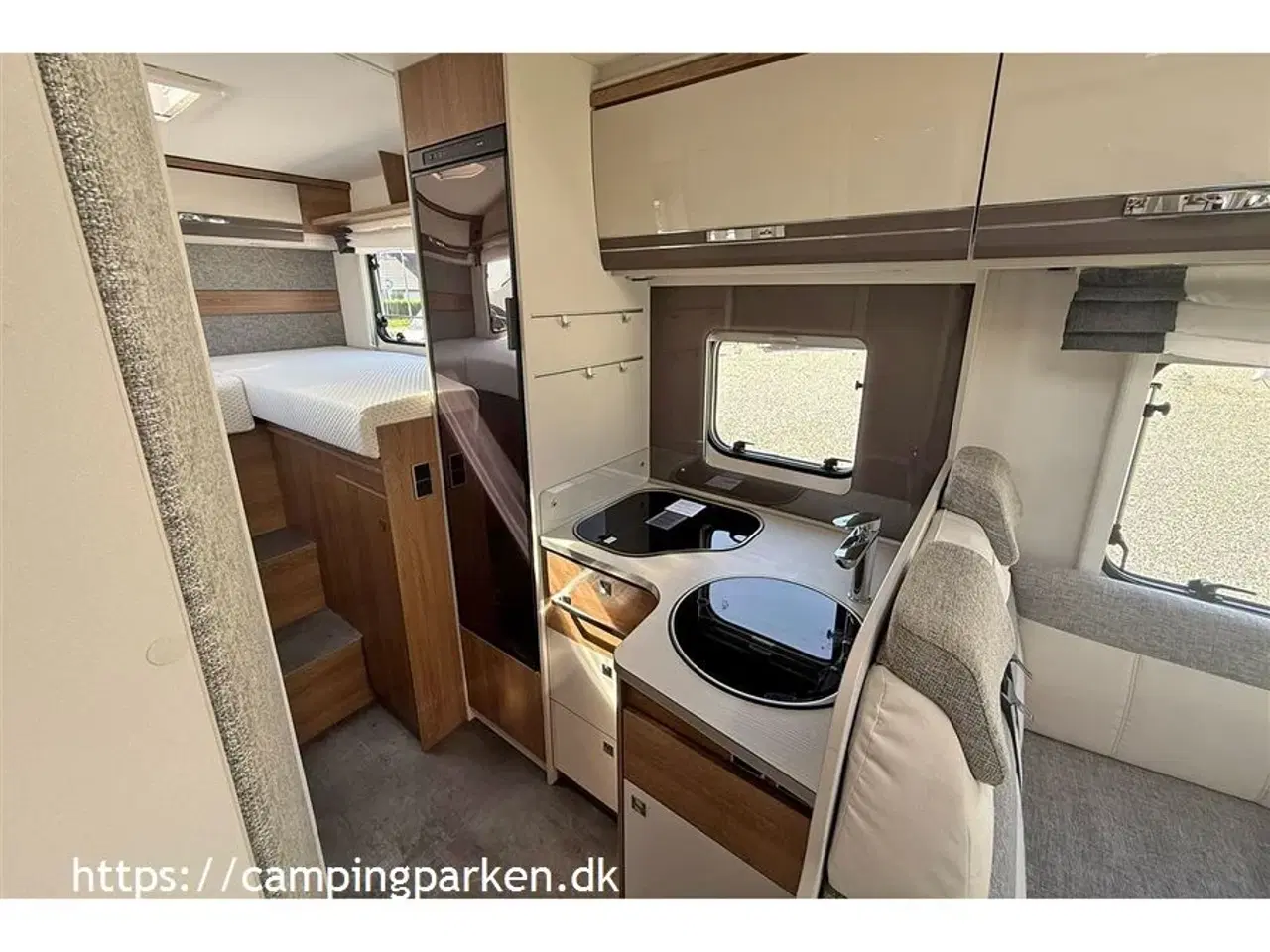 Billede 7 - 2022 - Dethleffs Trend T 6717 EB   Flot Dethleffs Trend med lavt km-tal, 140 hk motor, multimedieanlæg m. bakkamera