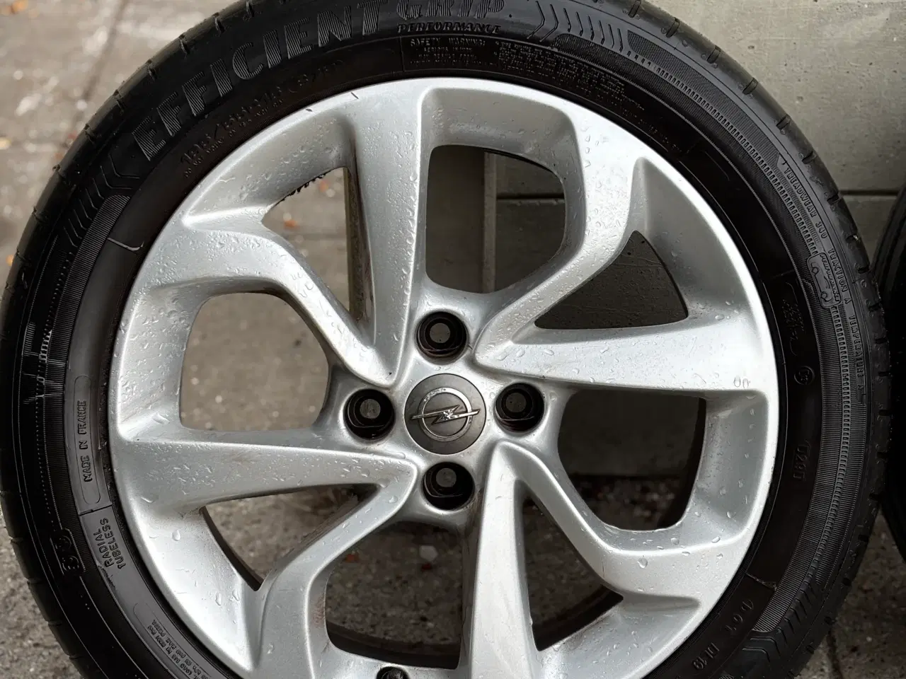 Billede 2 - Original 16 tommer Opel Corsa fælge med sommerdæk