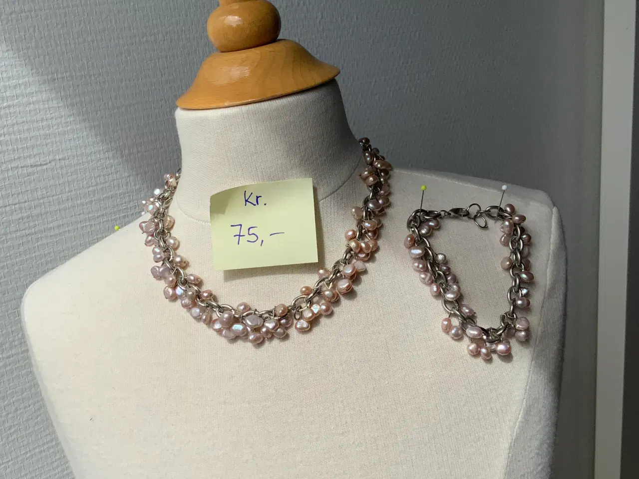 Billede 11 - Mange Modesmykker i forskellige materialer
