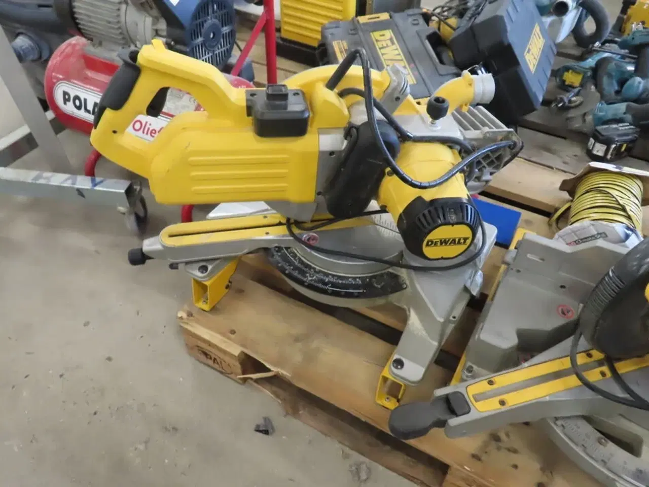 Billede 1 - Kap/geringssav DeWalt inkl. Skinne