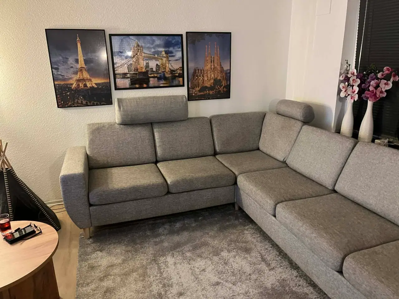 Billede 2 - Dejlig stor stof hjørnesofa