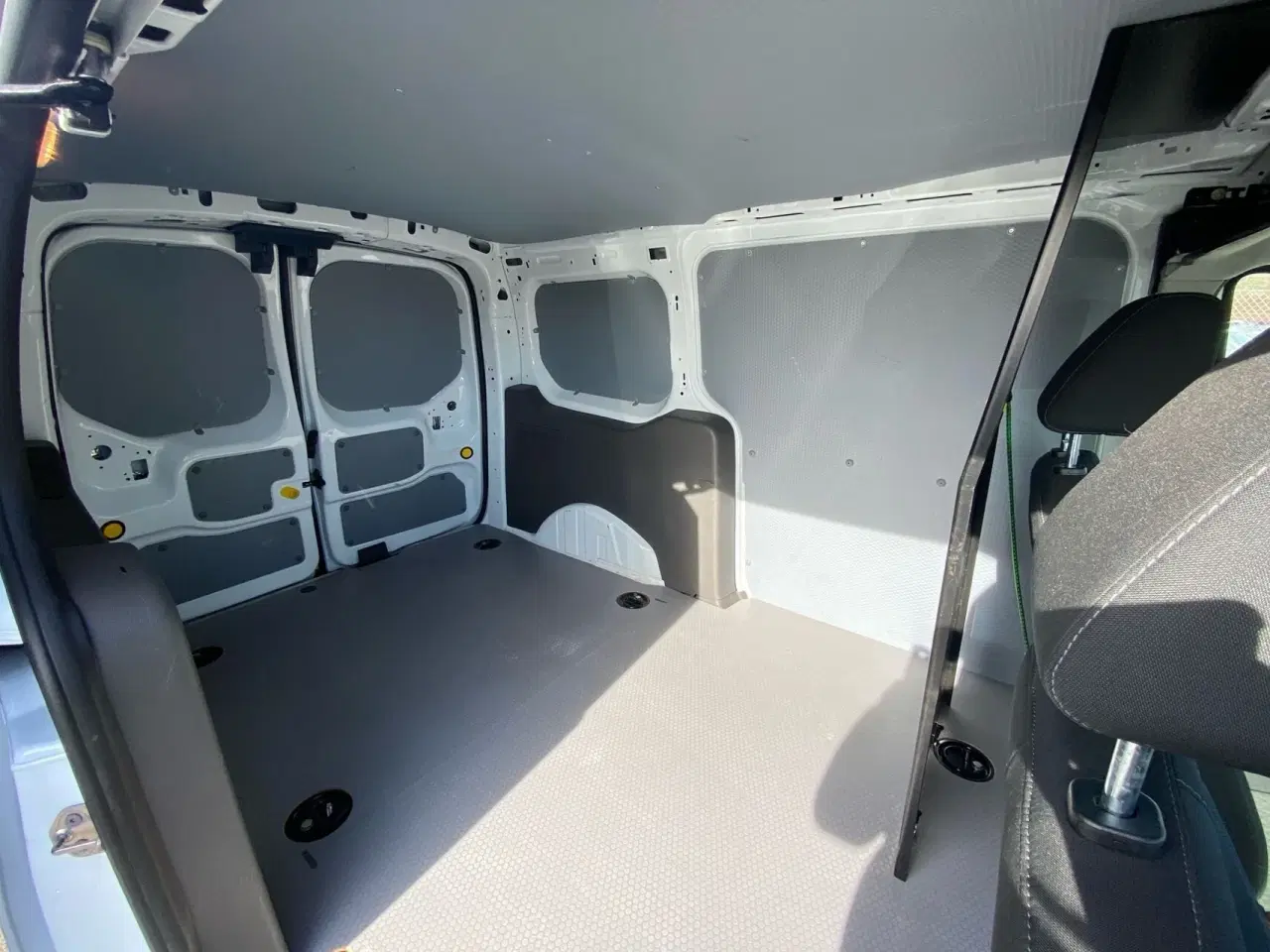 Billede 6 - Ford Transit Connect Lang 1,5 EcoBlue Trend 120HK Van 8g Aut.