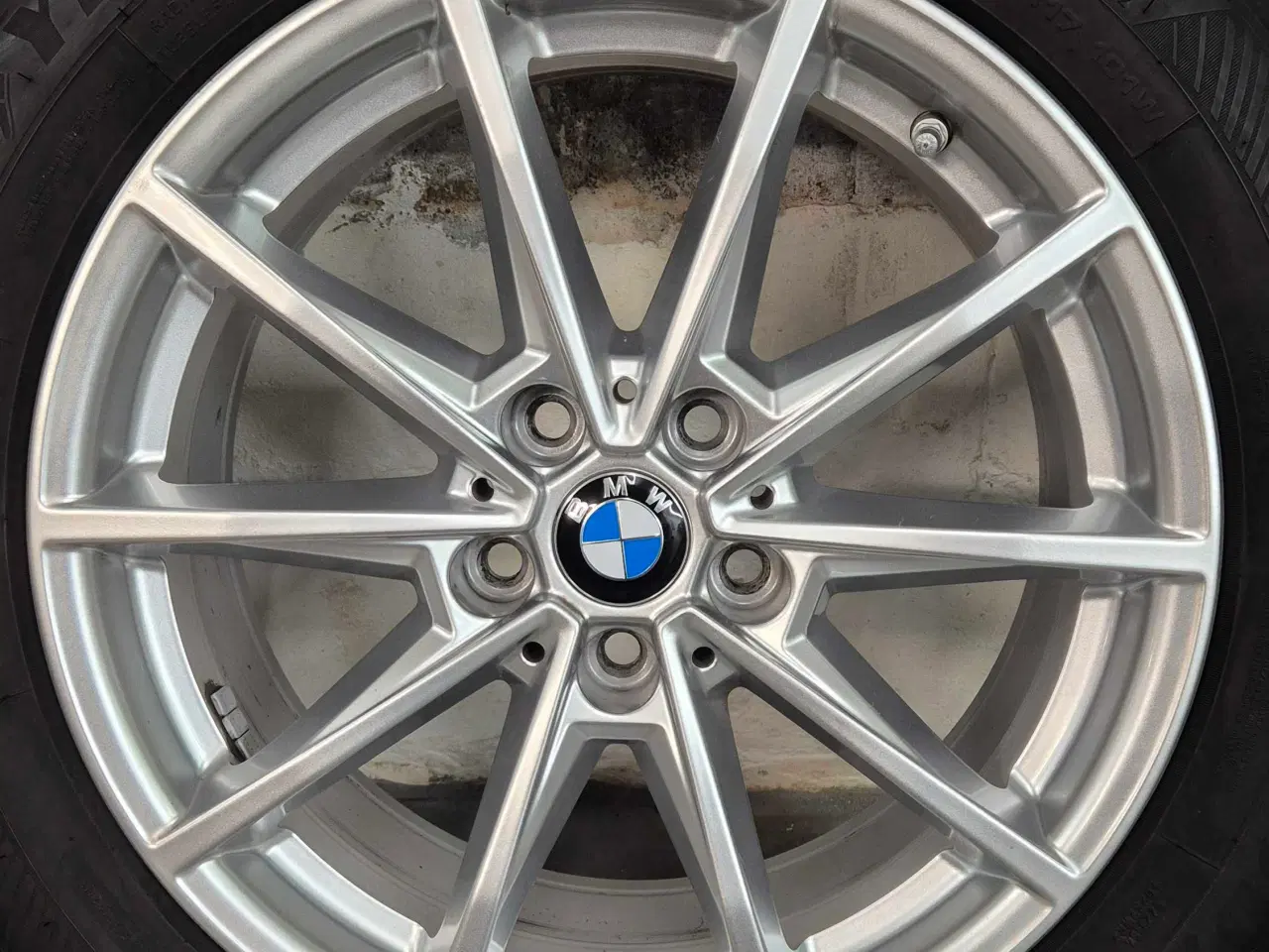 Billede 9 - BMW i4 / G30 / G31 ORIGINAL ALUFÆLGE MED SOMMERDÆK