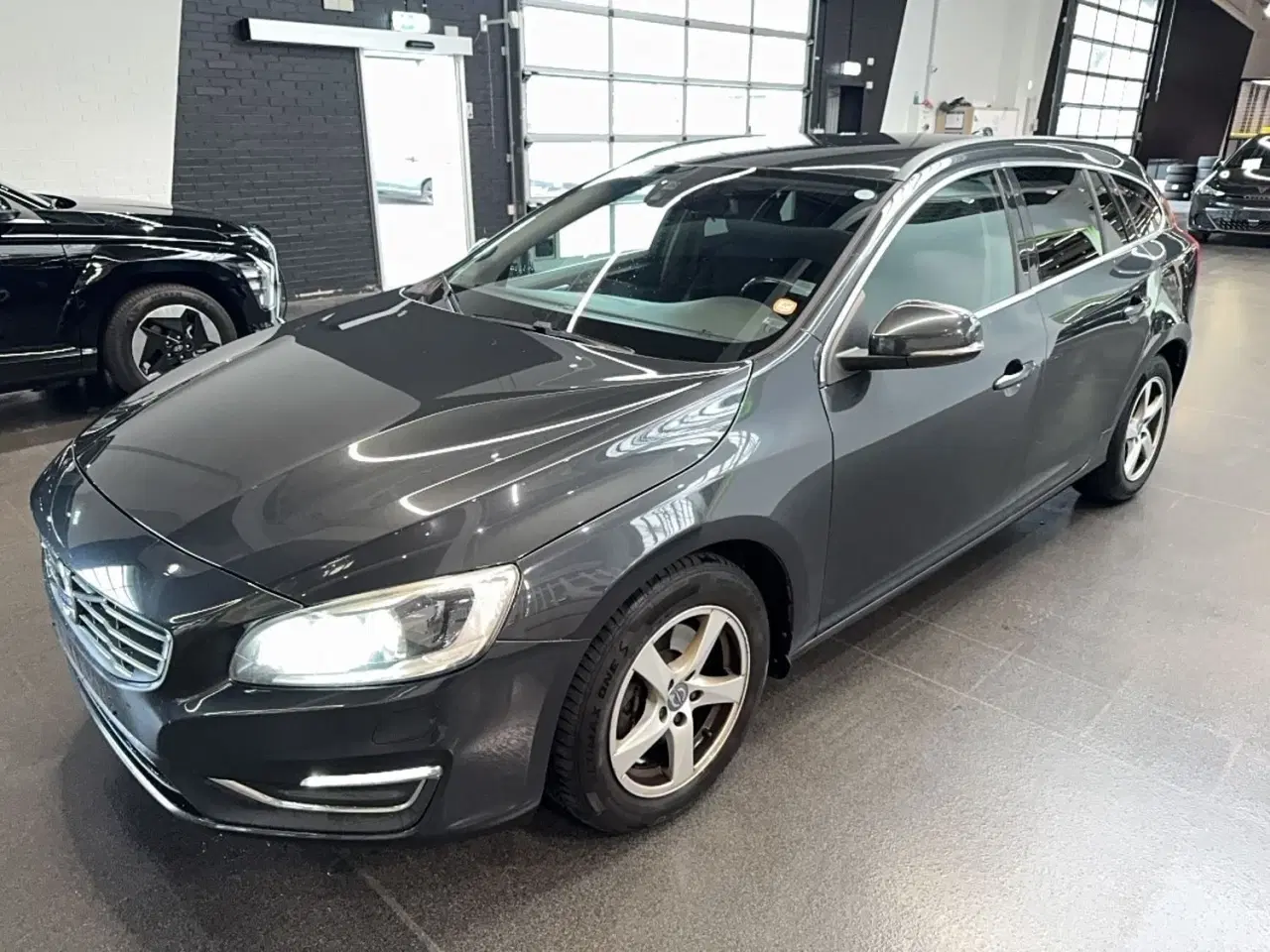 Billede 2 - Volvo V60 CC 2,0 D4 190 Momentum aut.