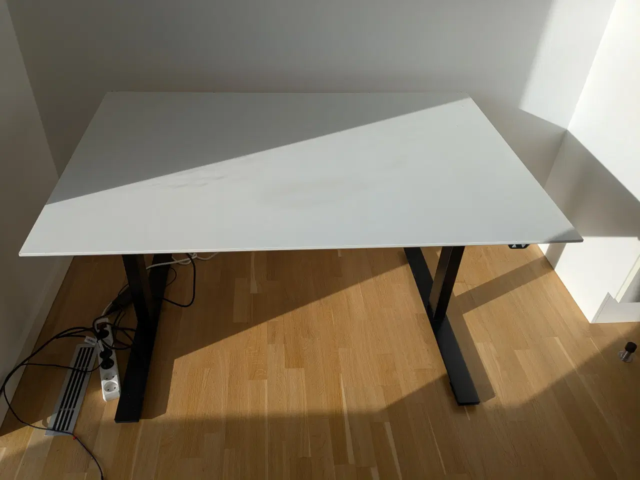 Billede 2 - dencon hæve-sænkebord skrivebord 120x80 cm