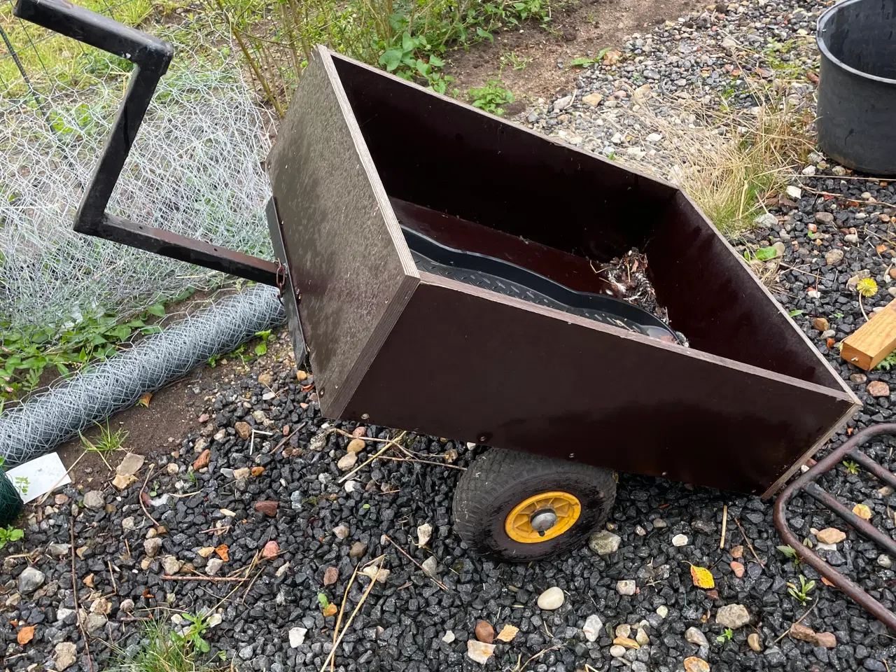 Billede 1 - Trækvogn til havetraktor eller lign.