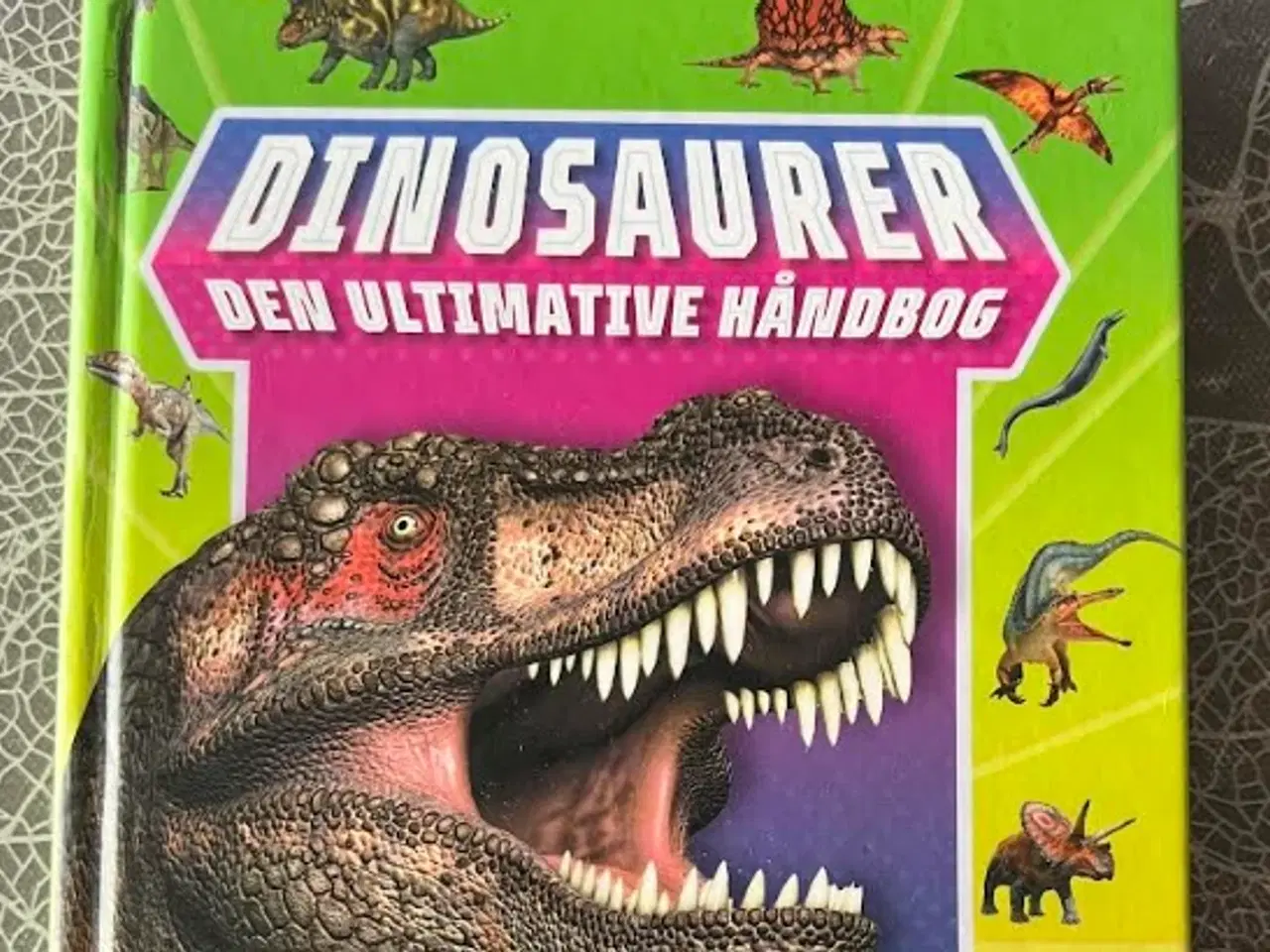 Billede 2 - Dinosaurer - Den ultimative håndbog