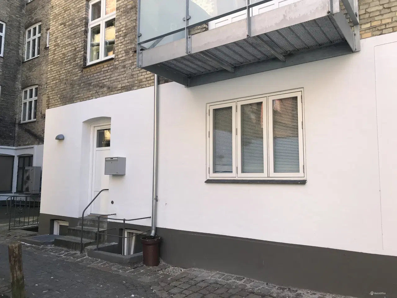 Billede 1 - Dejligt lokale i charmerende ejendom i Odense udlejes