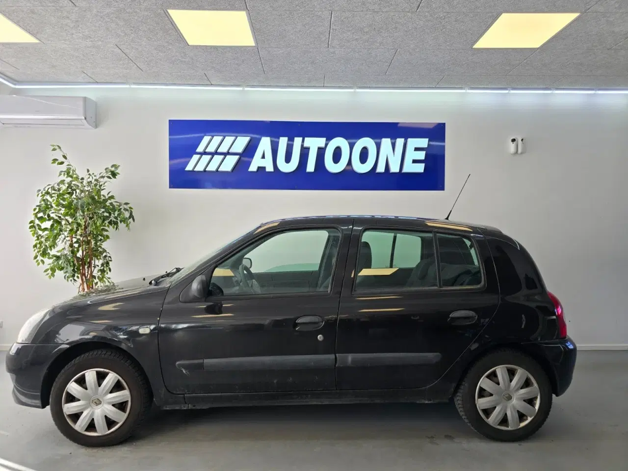Billede 2 - Renault Clio II 1,2 8V Storia