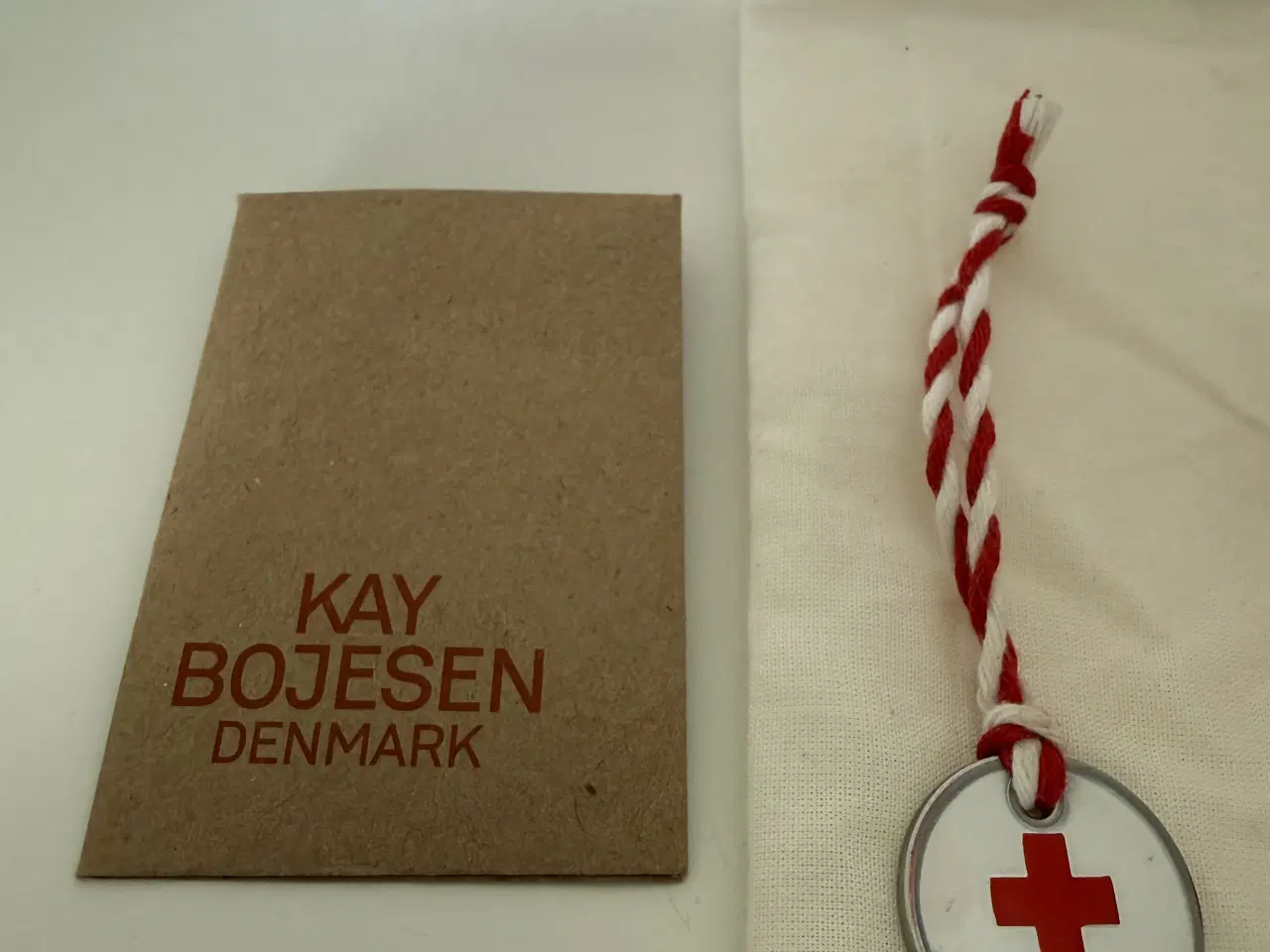 Billede 6 - Kay Bojesen Røde Kors Sangfugl, komplet