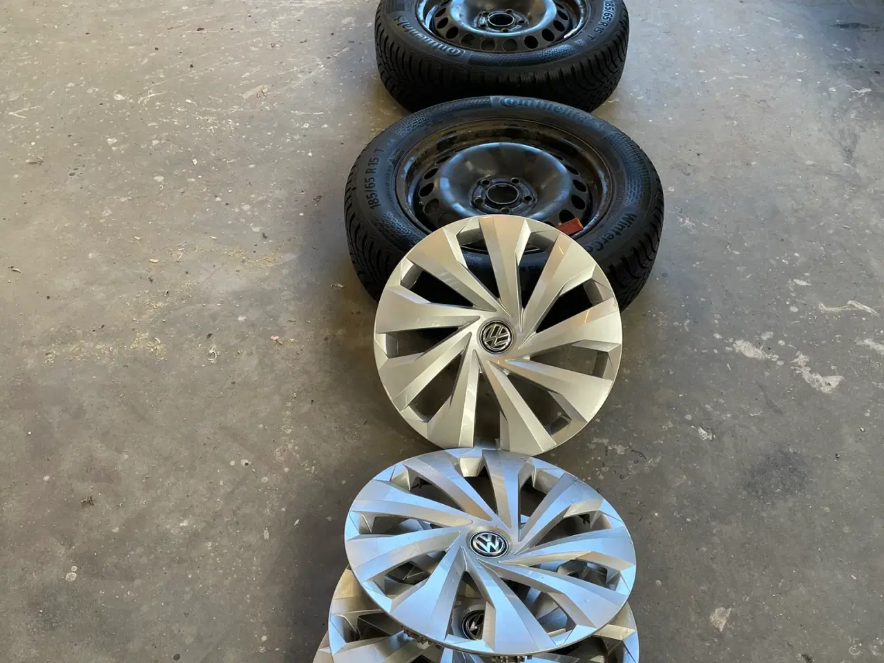 Billede 13 - 15" original WV Polo stålfælge + vinterdæk Conti