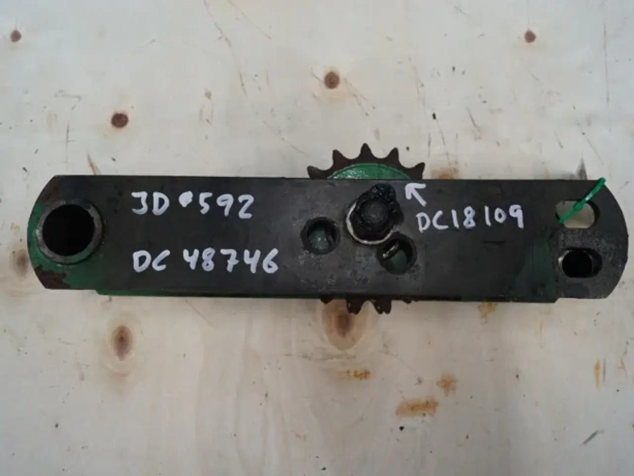 Billede 8 - John Deere 592 Stramme Tandhjul DC48746